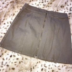 Forever 21 Light Gray Zipper Down Skirt